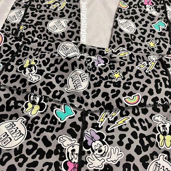SET: Torrid Disney Minnie Mouse Leopard Grey Sports Bra/Cropped Legging 2X - Picture 11 of 14